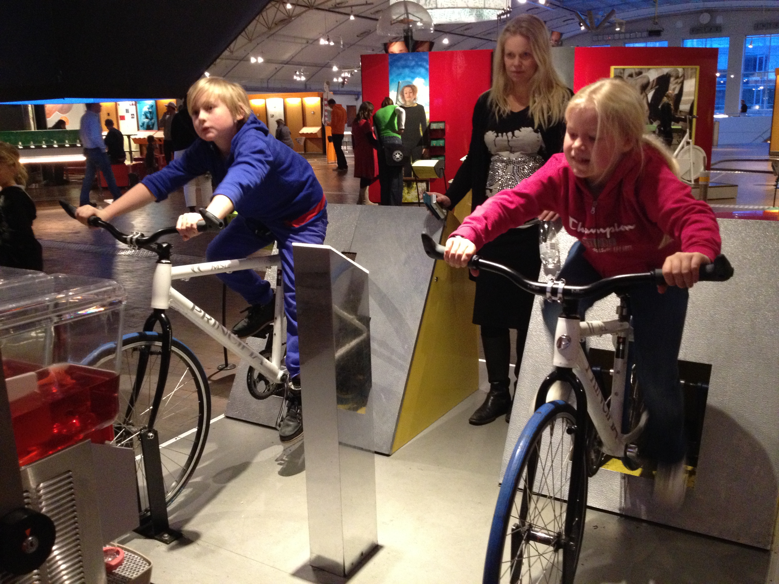 Lek loss på Experimentarium i Köpenhamn!